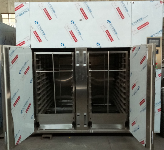 全封閉熱風循環(huán)烘箱